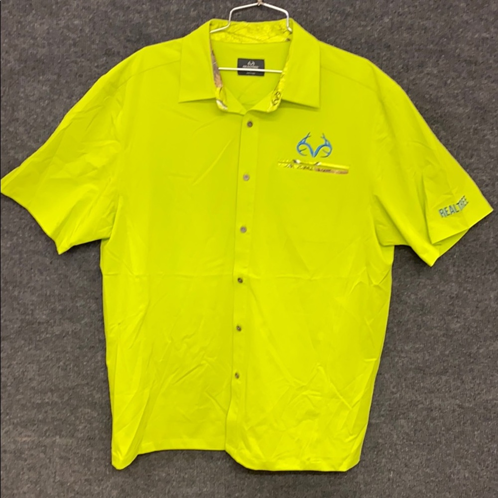Realtree by Colosseum Camp Shirt